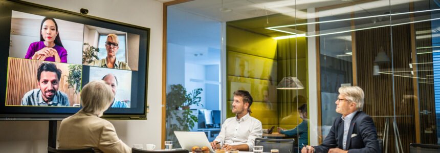 Unlocking Business Potential: Harnessing the Power of Cloud-Smart Workloads for Remote Work