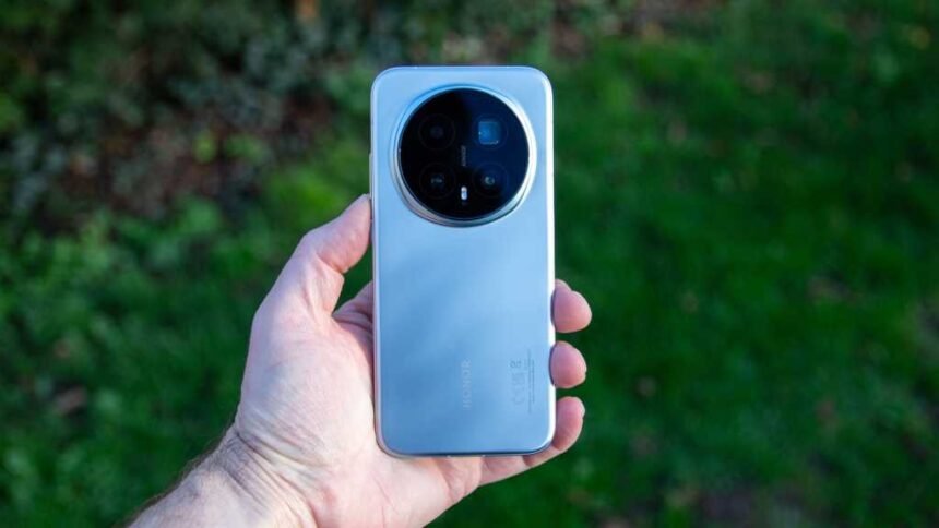 Battle of the Titans: Honor Magic 8 Pro vs Pixel 10 Pro