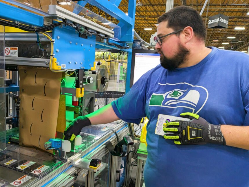 Breaking the Mold: Amazon’s Mission to Go Plastic-Free