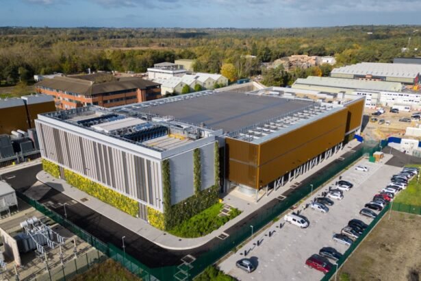 Empowering Data Centers: ABB’s Cutting-Edge Medium Voltage Power Supply Technology at Ark Data Centres
