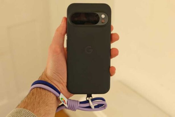 Google Pixel Rope Wristlet Review: The Stylish Accessory You Need, But Beware of This Major Flaw
