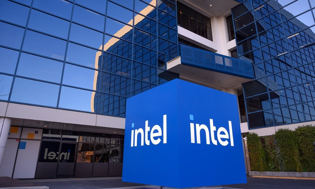 Roadblocks Ahead: Challenges Facing Intel's Comeback in 2026 - Silicon ...
