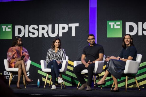 Standing Out in a Saturated Market: Tips from Investors for Startup Success