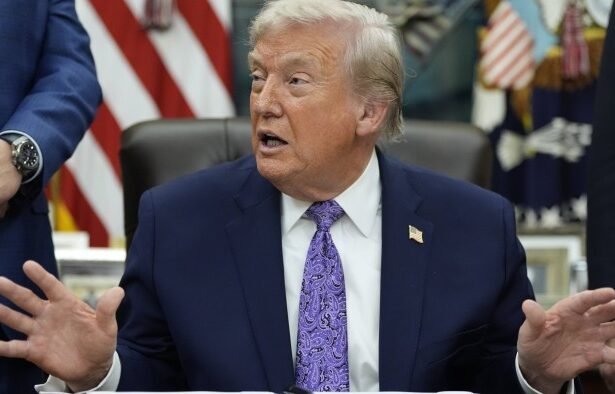 Trump Warns of Funding Cuts for States with Strict AI Regulations