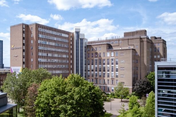 Aston University Engineers Shatter Internet Speed Records with Cutting-Edge Fibre Technology