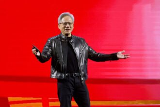 Defending the Investment: Nvidia CEO Addresses Rumors of OpenAI Stalling