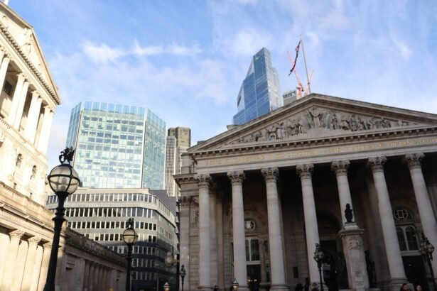 Exploring the Bank of England’s Growing Cloud Initiative