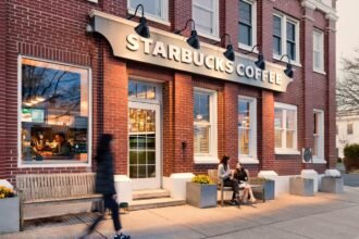 Revamped Technology Drives Starbucks’ First U.S. Transaction Growth in Two Years