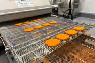 Revolutionizing the Alt-Protein Industry: Plant-Based Chicken Startup Sets New Production Record