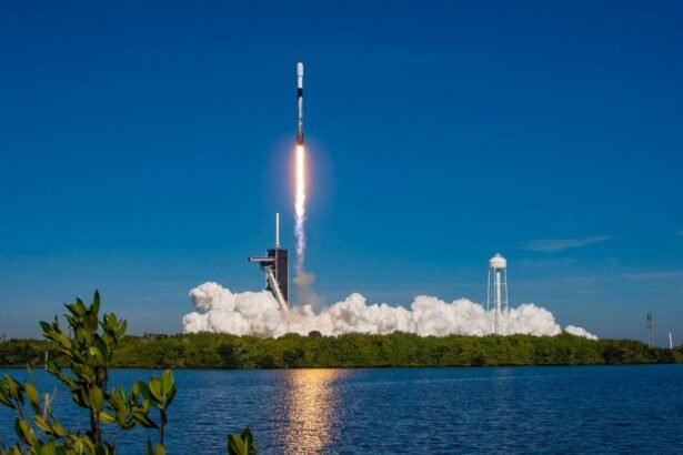 SpaceX’s Starlink Constellation Expands: FCC Approves 7,500 Additional Satellites