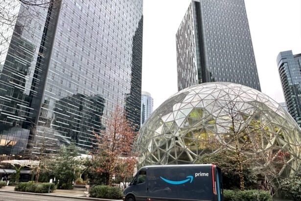 Amazon’s Stock Plummets as Jassy Announces 0B Capital Spending Plan