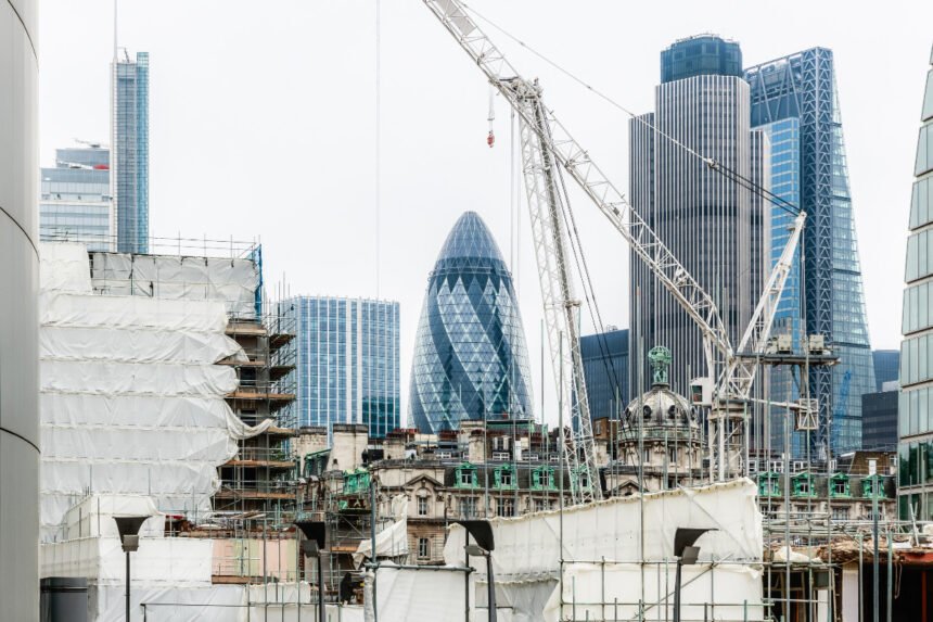 Challenges in London’s Data Centre Market: Overcoming Contractor Constraints
