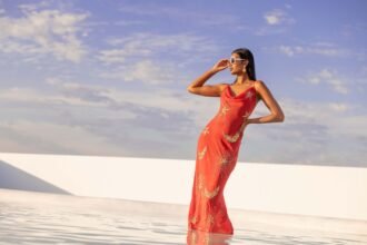 Debenhams Launches Innovative AI Shopping Experience with PayPal Integration