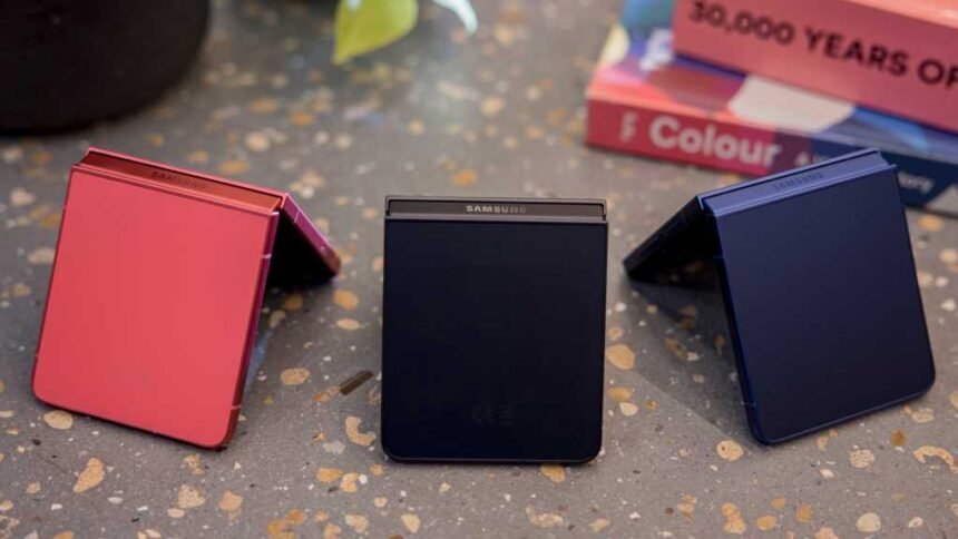 Galaxy Z Flip 8: The Ultimate Apple Fold competitor