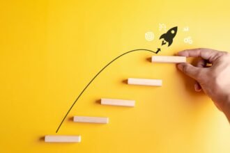 Is Now the Time to Invest in Sandisk with Its 1,500% Increase?