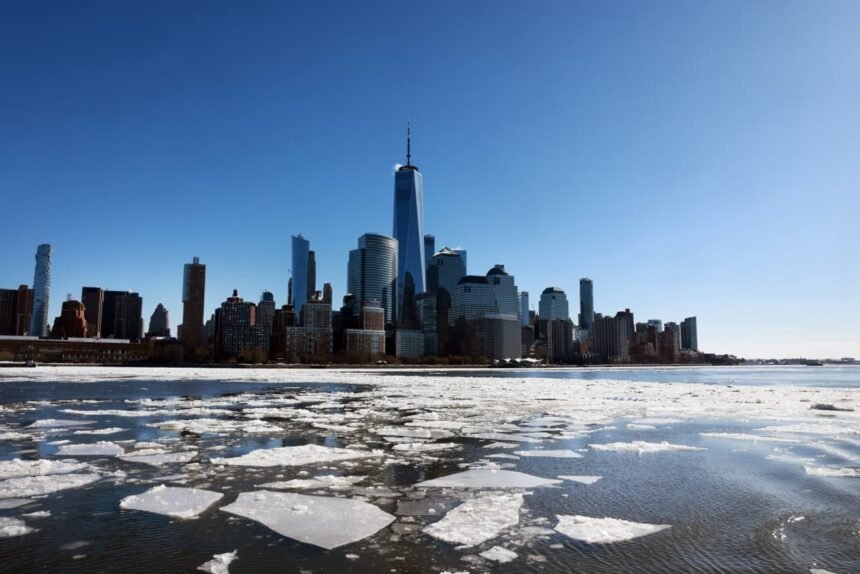 Market Turbulence: Stock Futures Fluctuate Amid Bitcoin Drop and Precious Metals Sell-Off